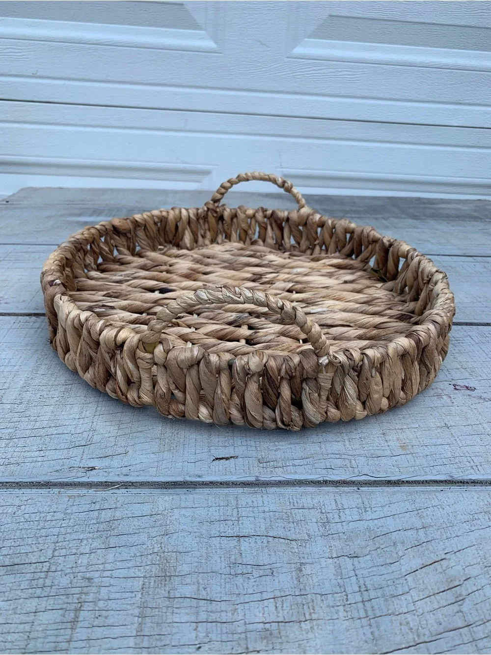 Rustic Farmhouse Woven Tray Round Hyacinth Wood Decorative Coffee Table Basket